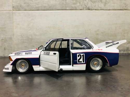 RARE  MINICHAMPS BMW 320i Team Hat R.Peterson 1977 #21 - 1:18
