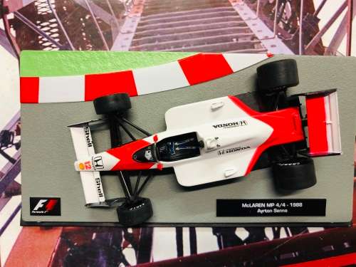 Mclaren MP 4/4 - 1988 AYRTON SENNA