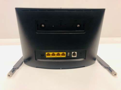 HUAWEI ROUTER B525s - 65a