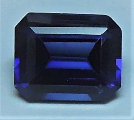 Blue Sapphire, 3.86 ct. (VS) (Hydrothermal)