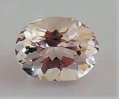 Natural Pink Morganite - OVAL, VS, 1.11ct.