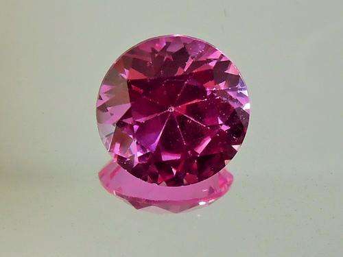 Pink Sapphire, 6.23ct. (VVS)