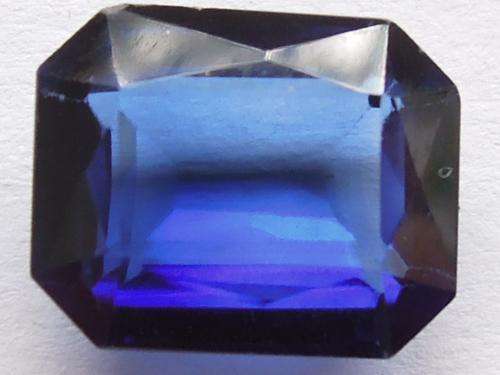 Blue Sapphire, 3.85 ct. (VS)