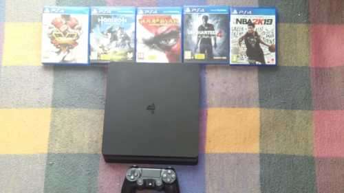 PS4 Slim Console with five games