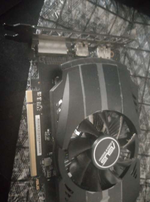 ASUS Phoenix AMD Radeon RX 550 4GB EVO GDDR5 Graphics Card