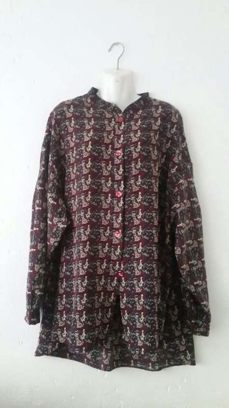 Long sleeved print shirt