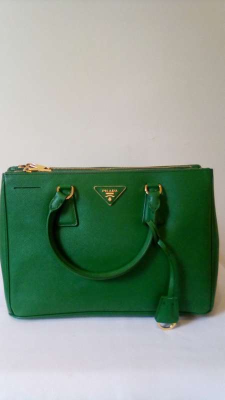 Put leather handbag