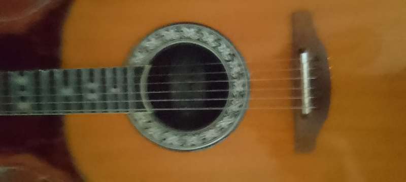 Ovation Legend (made in USA ) Guitar