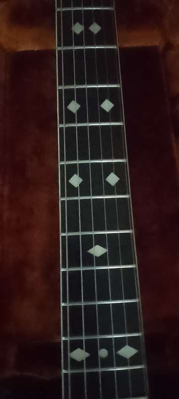 Ovation Legend (made in USA ) Guitar