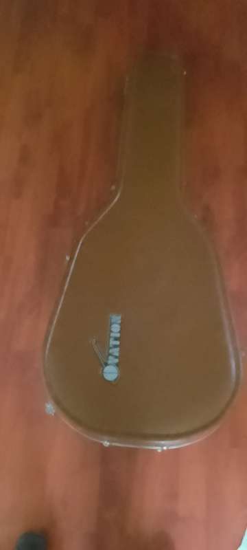 Ovation Legend (made in USA ) Guitar