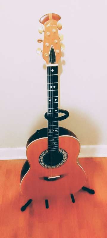 Ovation Legend 1617-4 (made in USA ) Guitar