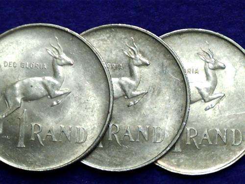 ***** THREE Rare Tagged Ear R1 Springbok 1966  Coins ******