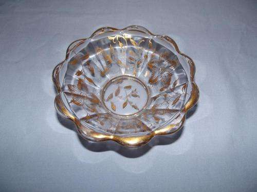 *** A Little Gold Leaf trinket Bowl ***