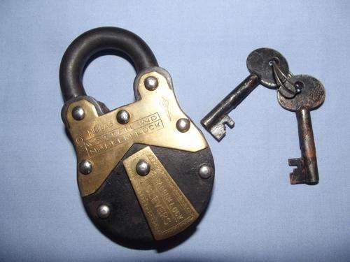 *** A Vintage Padlock.***