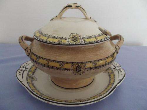 *** A Burleigh Ware Sauce Tureen ***