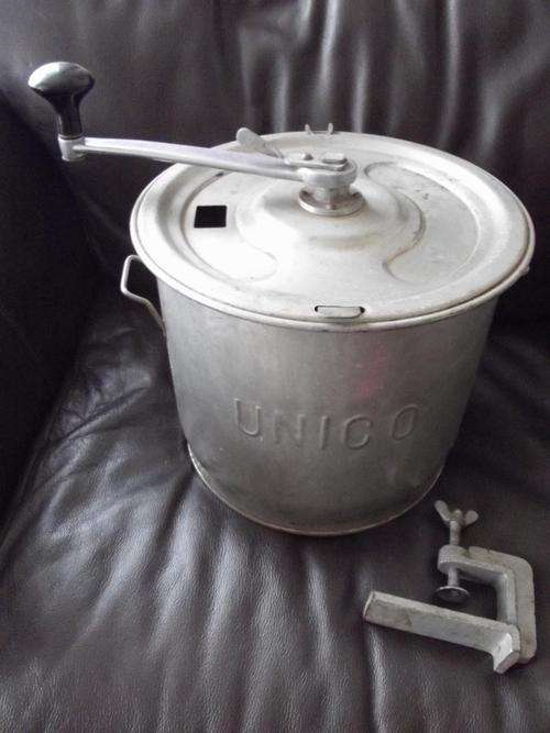 *** A Vintage Unico Dough Mixer ***