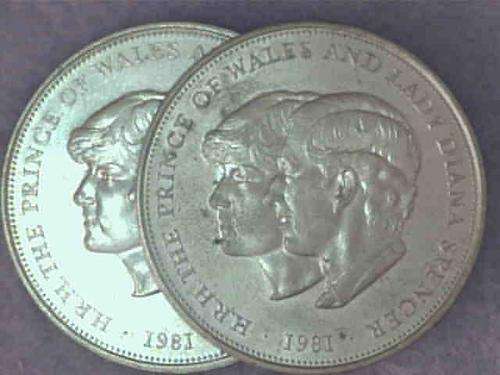X2 Royal Wedding Commemorative Crowns - 29 July 1981
