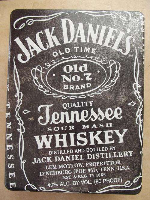 Jack Daniels Tin with 2 Glasses