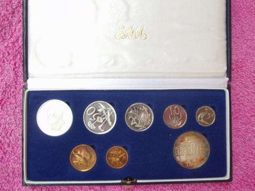 A 1985 Proof Silver Set SAM - Parliament