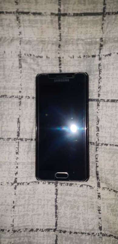 Samsung Galaxy A3 2016