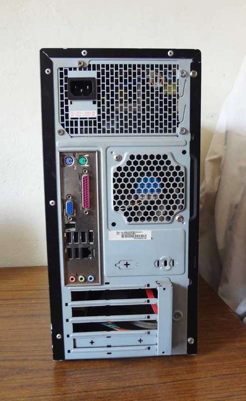 STYLISH DESKTOP PC INTEL CORE 2 CPU 6400, 1GB RAM, 160GB HD,  DVD DRIVE, WIN XP PRO, USB ETC