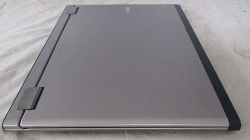 dell laptop l13, intel Geniun cpu u7300, 500gb hd, 4gb ram , wifi, 13.5``, win 11 pro, etc