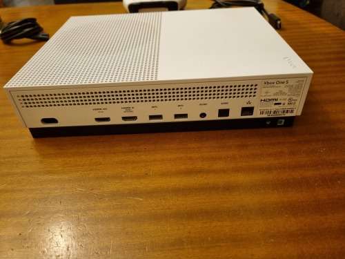 Xbox One S