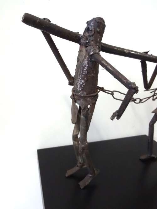 vusi metal sculpture