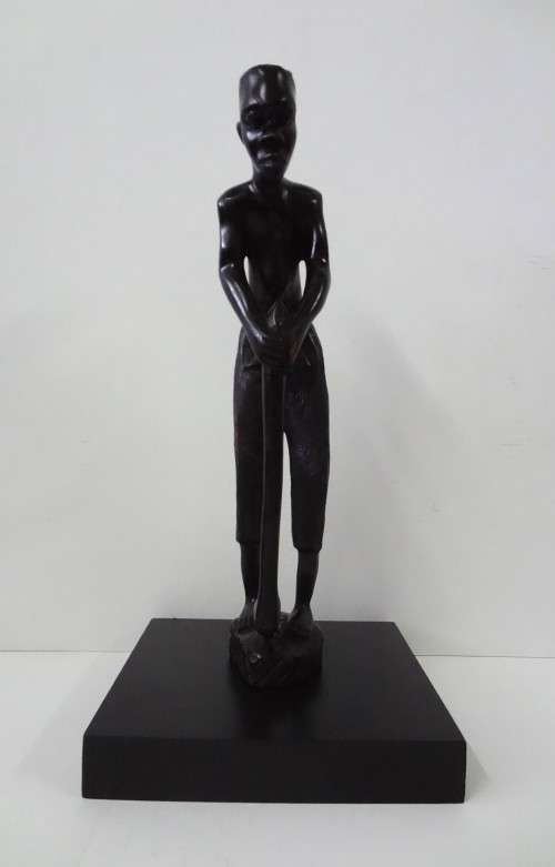 vusi - wood sculpture