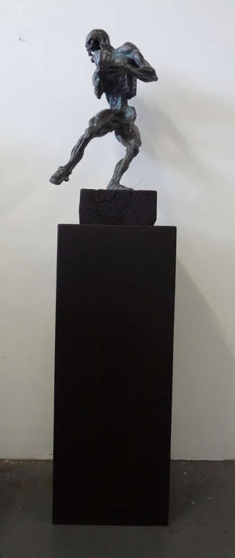 kurt lossgott rugby player sculpture
