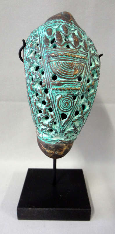benin bronze amulet