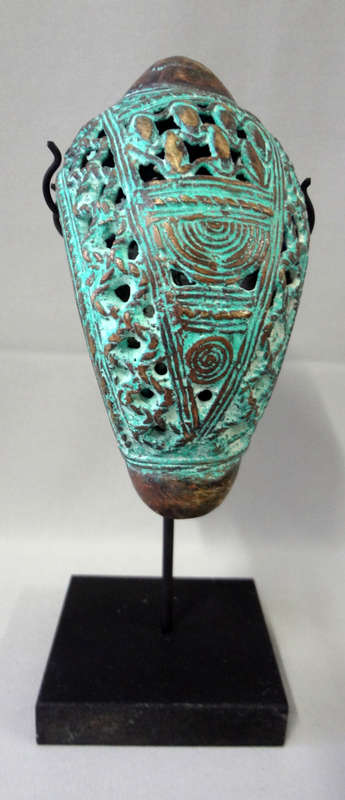 benin bronze amulet