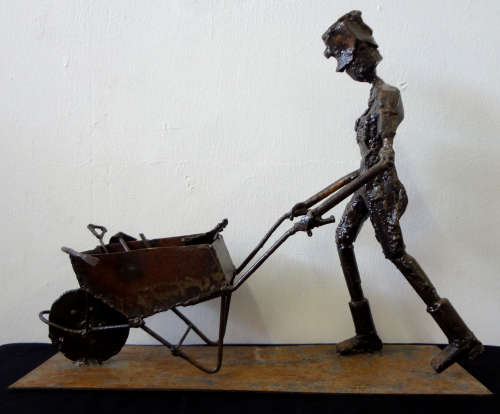 daniel kaseke metal welded sculpture