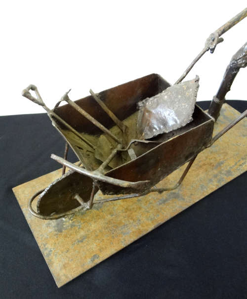 daniel kaseke metal welded sculpture