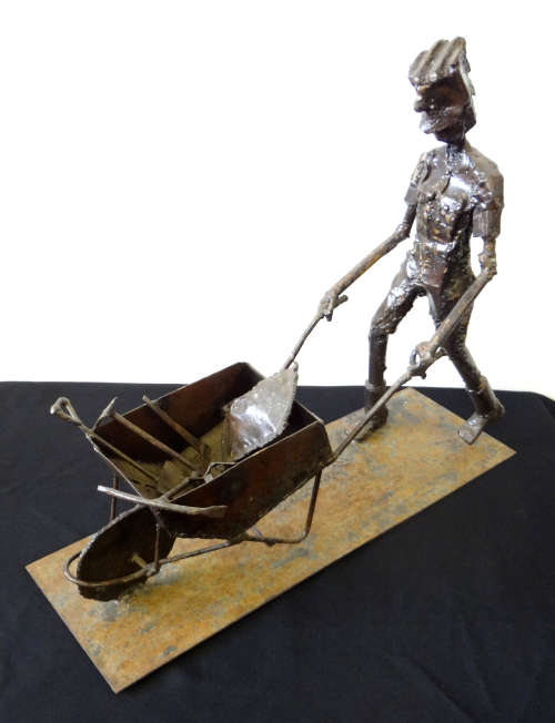 daniel kaseke metal welded sculpture