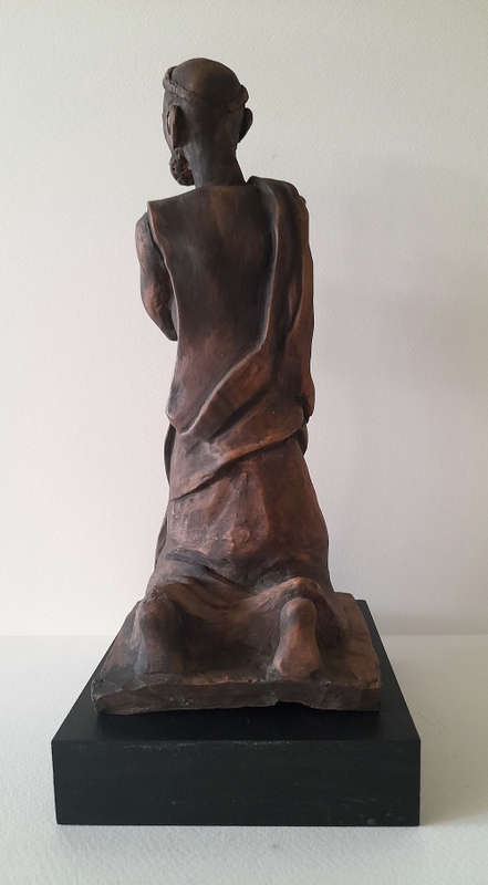 clive sithole fired earthenware figurative sculpture