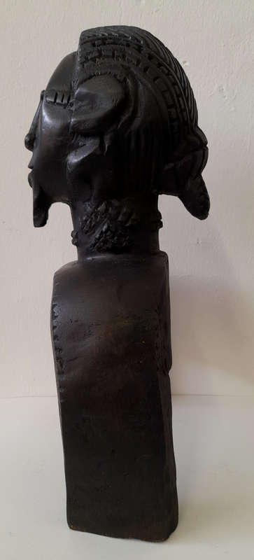 robson shamuyarira - wood sculpture