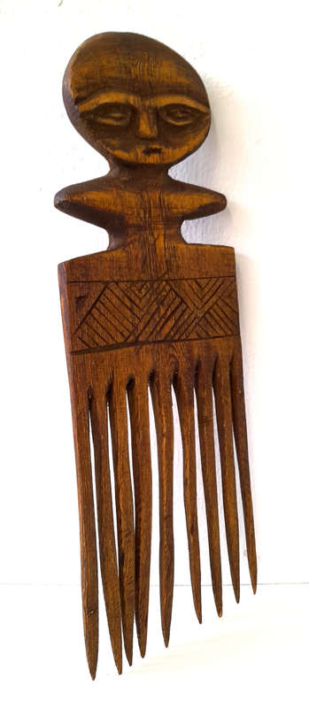 robson shamuyarira - afro combs wood sculpture
