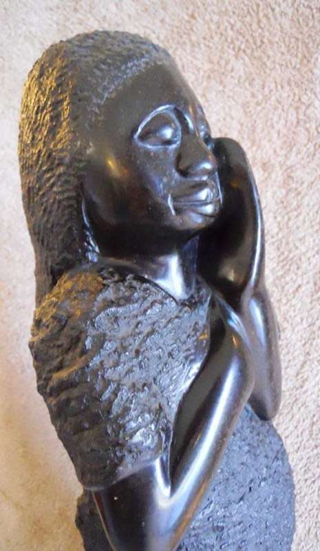 Edward Chitau - stone sculpture