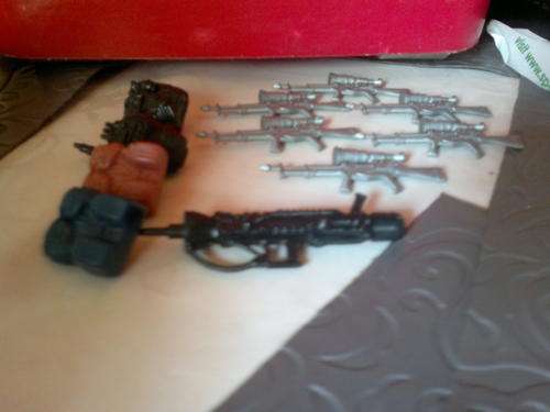 loose lot of gi joe weapons and accesories