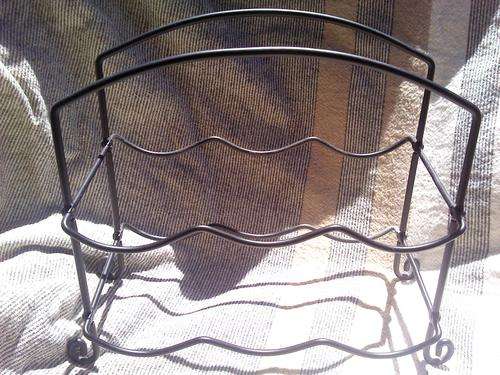 BEAUTIFUL METAL WINE RACK, ONLY 1 AVAILABLE