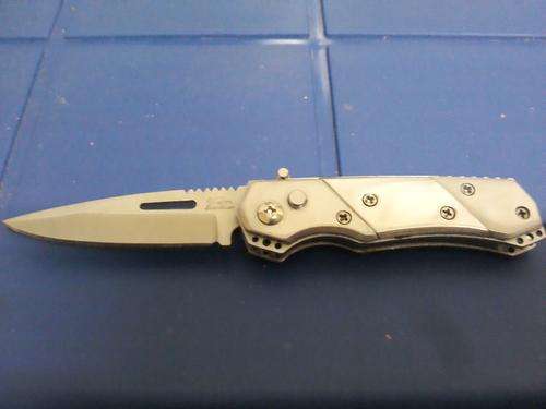 STAINLESS STEEL FLICK KNIFE, GREAT FOR FATHERS DAY