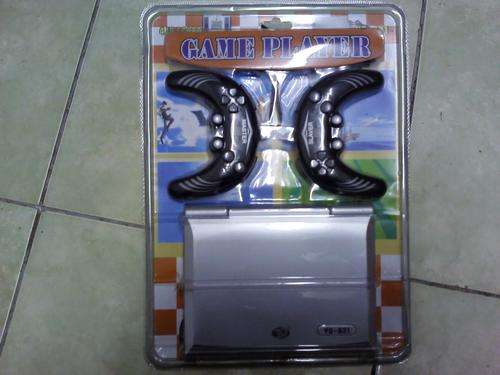 GAME PLAYER FOR 1 OR 2 PLAYERS WITH 4IN1 GAME CARD, HOURS OF FUN. ONLY 1 AVAILABLE