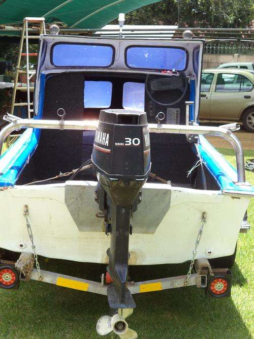 Kencraft Cabin Boat + 30hp Yamaha + galvanized Trailer