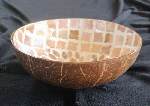 Handmade Mosaic Coconut Bowl - Peach with Flower Pattern