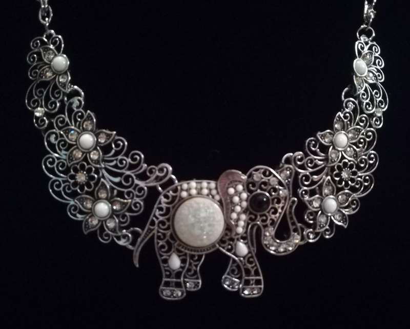 Boho Vintage Choker Style Silver Necklace with Elephant Design - White & Cream