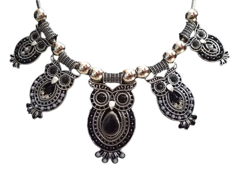 Boho Vintage Style Silver Necklace with Owl Design and Adjustable Chain - Black and Grey