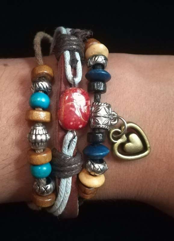 Unisex Multilayer Adjustable Beaded Leather Bracelet with Heart Charm