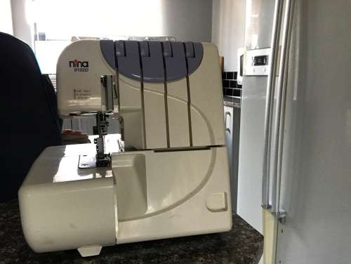 Overlocker (Nina 9102D)