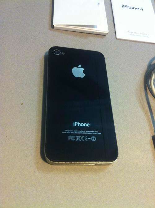 iPhone 4 16GB with accessories for sale